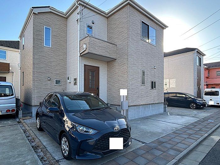 築6年　4LDK中古住宅。セブンイレブン東久留米下里4丁目まで徒歩2分と利便性も良好です。